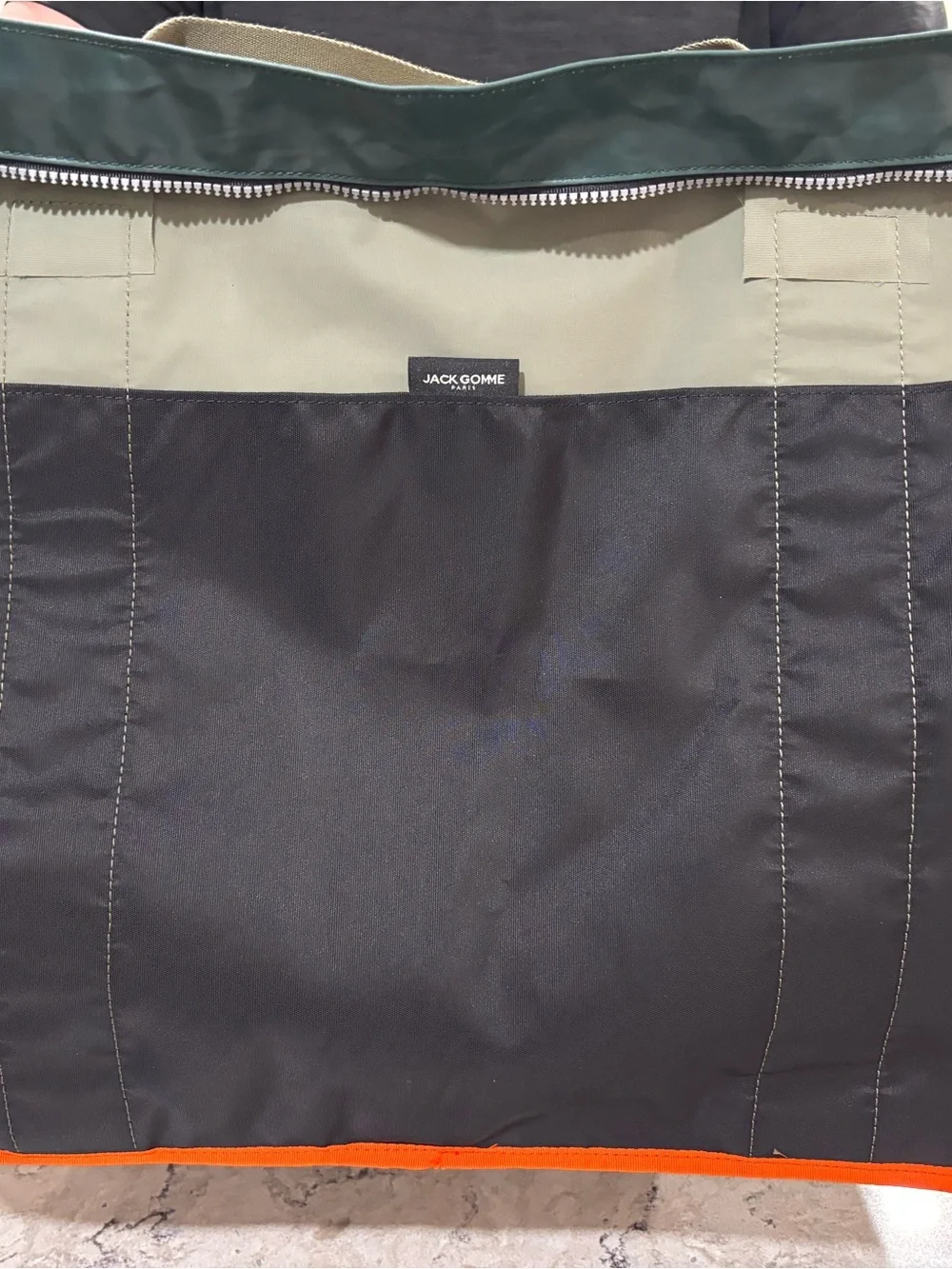 Jack Gomme Chicago Escape Travel Bag